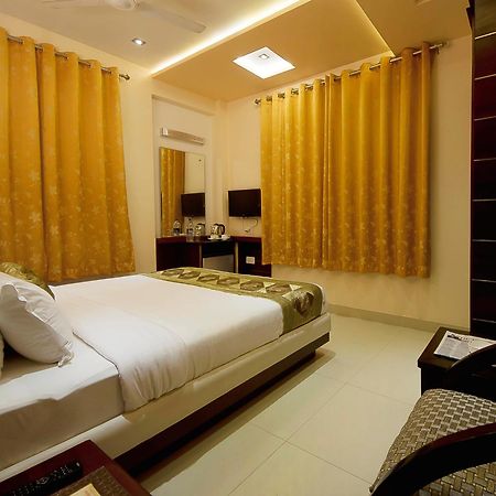 Hotel Central Residency Varanasi Exterior foto