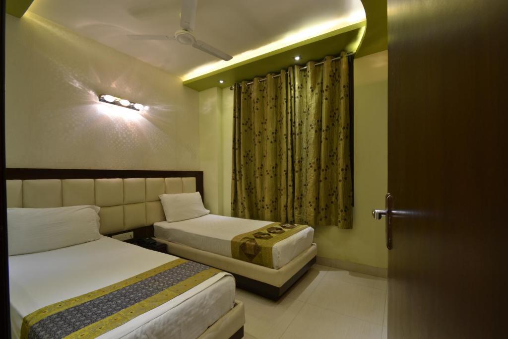 Hotel Central Residency Varanasi Exterior foto