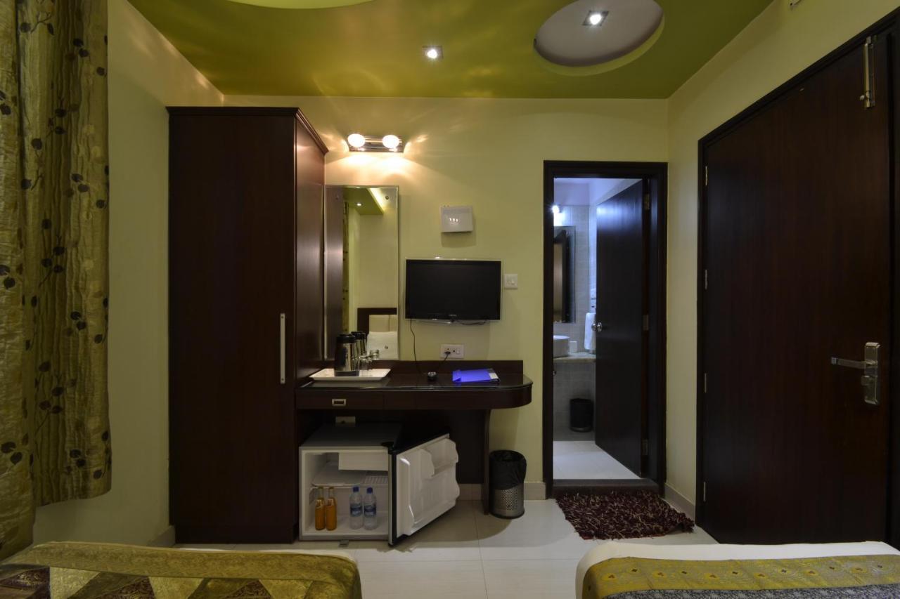 Hotel Central Residency Varanasi Exterior foto