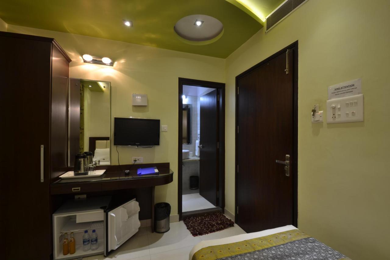 Hotel Central Residency Varanasi Exterior foto